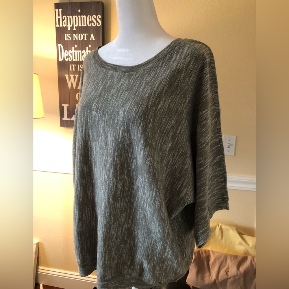 DKNY Jeans Women’s Marled Dolman Sleeve Knit Top in Sag Sage- Size L